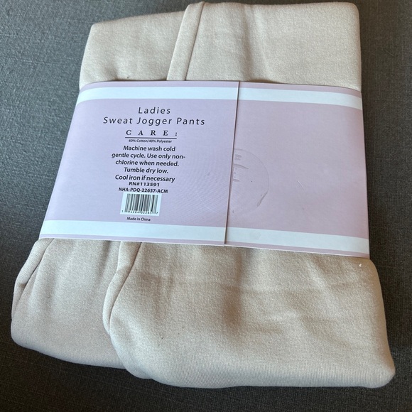 New Mayfair Ladies Sweat Jogger Pants in Beige Size: Small & Medium - Picture 3 of 4